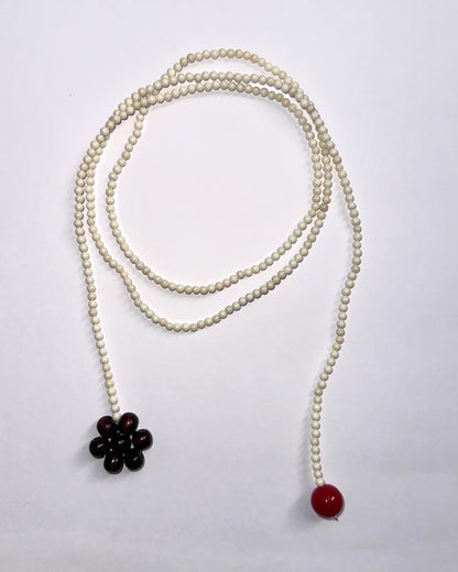 collar largo perlas vidrio y madera