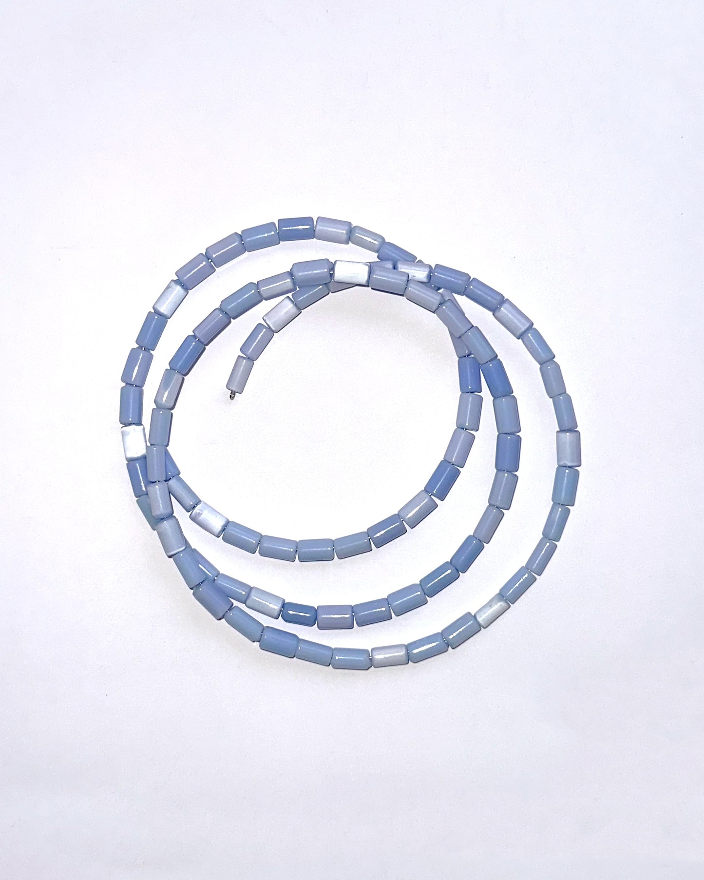 collar cuentas de vidrio celeste