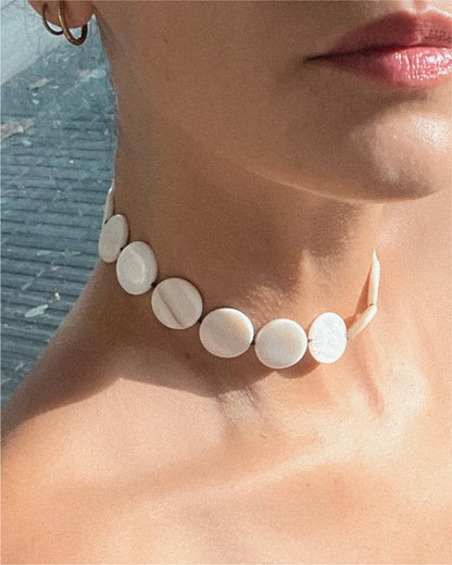 collar cuentas planas de perla natural